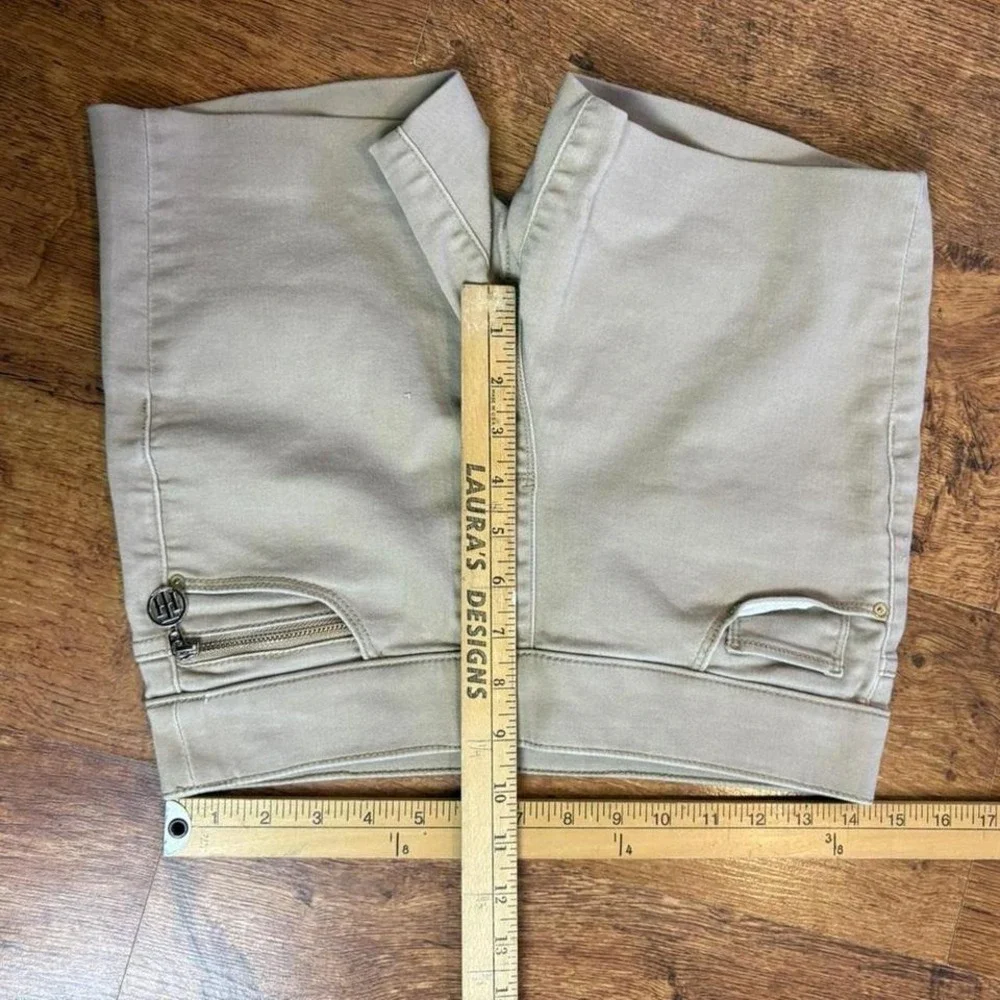 Tommy Hilfiger Gramercy Ankle Shorts Beige Tan Zipper Pocket Women Size 4‎